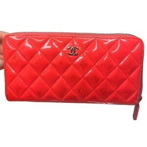 Chanel Coral RED‎ Patent Leather Quilted Zip Wallet long Classic ICONIC